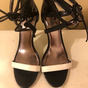 Ladies black & white heels